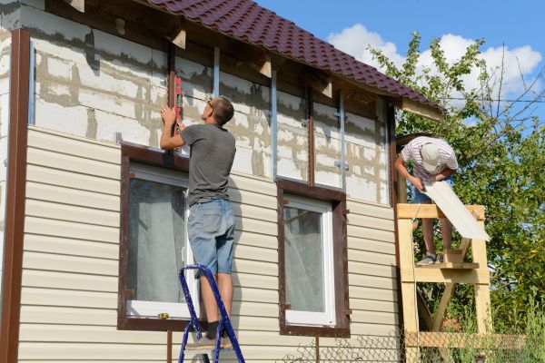 Cost of Handyman Siding Repair in Everett