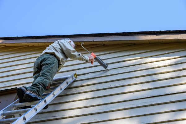 Cost of Vinyl Siding Caulk Repair in Everett