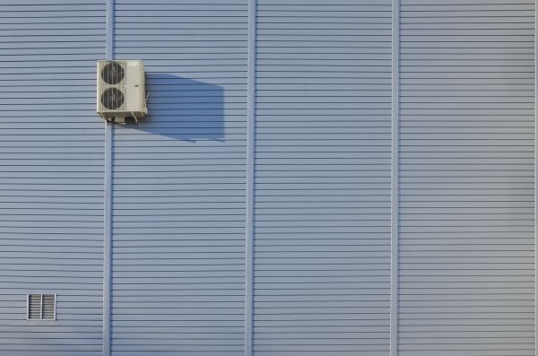 Cost of Flat Metal Siding Installation in Everett