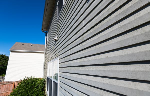 Cost of Vinyl Siding Panel Replacement in Everett
